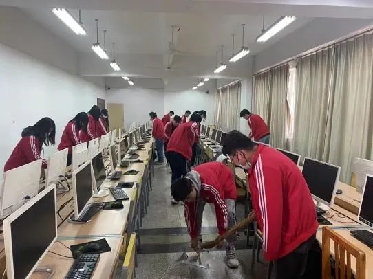 微信图片_20220802131319.jpg 微信图片_20220802131319.jpg